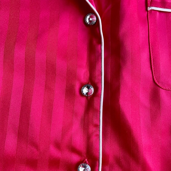 L VS VICTORIA'S SECRET Satin & Rhinestone /Crystal Button Red 2 pc PJ Set - Picture 7 of 11